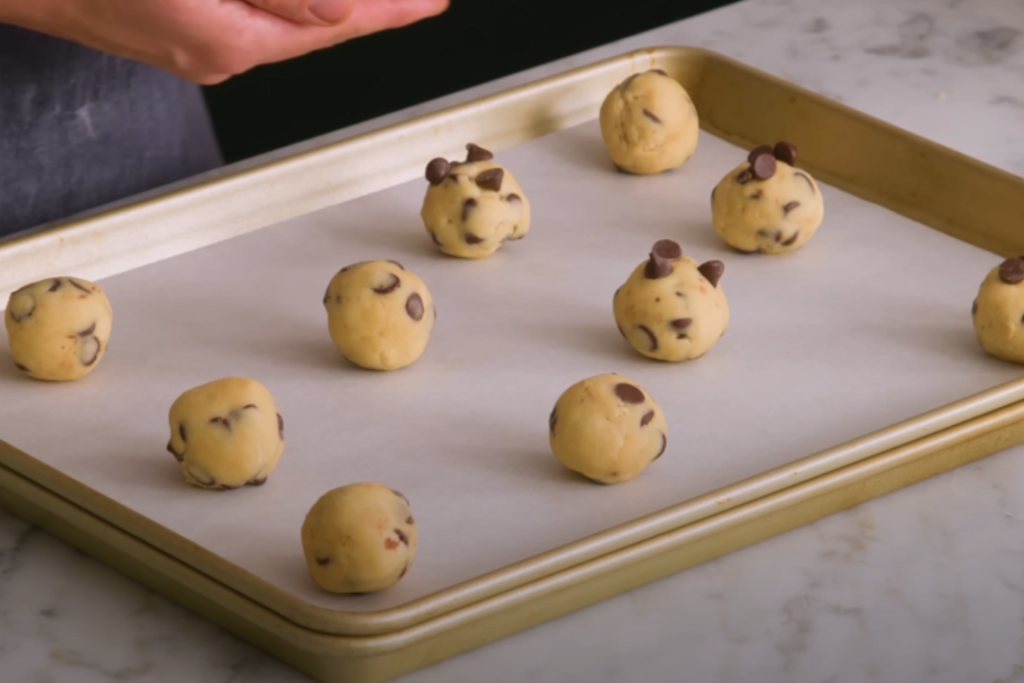 Chocolate Chip Cookies Recipe make ball