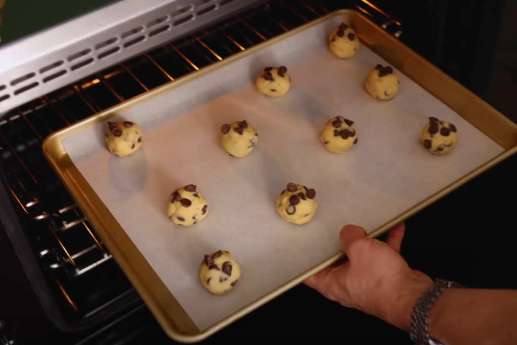 Chocolate Chip Cookies Recipe bake